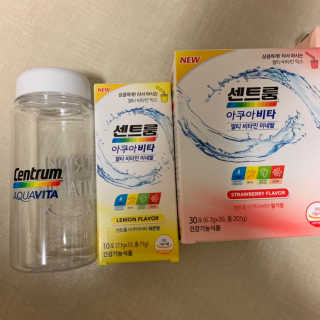 센트룸 아쿠아비타 레몬향, 딸기향 — 4점을 준 리뷰어가 2019년 8월 올린 사용 사진