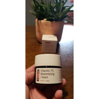 바이 위시트랜드 VITAMIN 75 CREAM — 5점을 준 리뷰어가 2018년 8월 올린 사용 사진