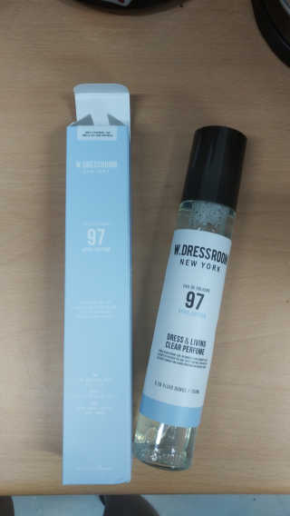 더블유드레스룸 드레스퍼퓸 150ml — 4.67점을 준 리뷰어가 2018년 6월 올린 사용 사진