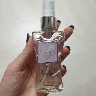 레드컨테이너 페로몬향 퍼퓸 바디미스트 80ml — 5점을 준 리뷰어가 2020년 2월 올린 사용 사진