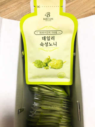 [바로푸드] 데일리 숙성노니원액 30ml x 28팩_1박스 — 3점을 준 리뷰어가 2019년 6월 올린 사용 사진