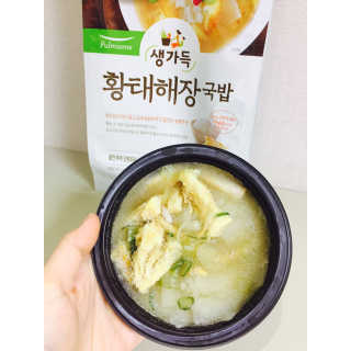 [풀무원] 사골곰탕국밥 황태해장국밥 — 5점을 준 리뷰어가 2018년 6월 올린 사용 사진
