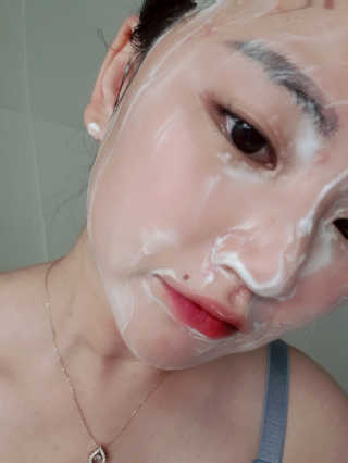 페어아크네 크리미폼 페어아크네 크리미 폼 — 5점을 준 리뷰어가 2019년 9월 올린 사용 사진