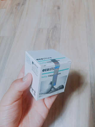 엘루스벤 에코스토어_네피밤 땀띠크림 — 4점을 준 리뷰어가 2017년 7월 올린 사용 사진