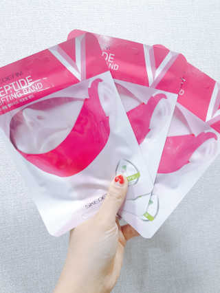 스케덤 펩타이드 리프팅밴드 — 3.5점을 준 리뷰어가 2019년 3월 올린 사용 사진