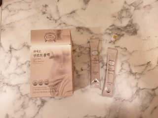 [하우투잇] 뤼에르 쿠르브 블랙 10ml x 30포 총 300ml — 5점을 준 리뷰어가 2020년 3월 올린 사용 사진