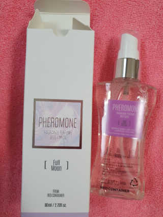 레드컨테이너 페로몬향 퍼퓸 바디미스트 80ml — 4점을 준 리뷰어가 2020년 3월 올린 사용 사진