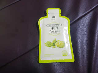 [바로푸드] 데일리 숙성노니원액 30ml x 28팩_1박스 — 4.5점을 준 리뷰어가 2019년 6월 올린 사용 사진