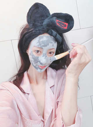 SWISSE 스위스 마누카 허니 디톡시파잉 페이셜 마스크 — 5점을 준 리뷰어가 2019년 12월 올린 사용 사진