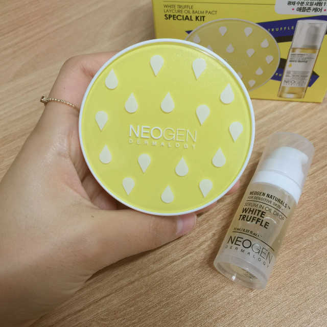 화이트 트러플 레이큐어 오일 밤 팩트 리뷰 사진
