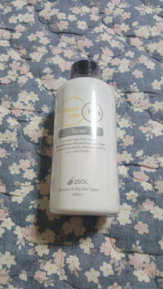 이솔화장품 이솔 세범 리스 포어 토너 200ml — 5점을 준 리뷰어가 2018년 8월 올린 사용 사진