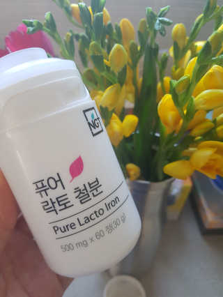 네츄럴굿띵스 퓨어 락토 철분 60일분 — 5점을 준 리뷰어가 2018년 2월 올린 사용 사진