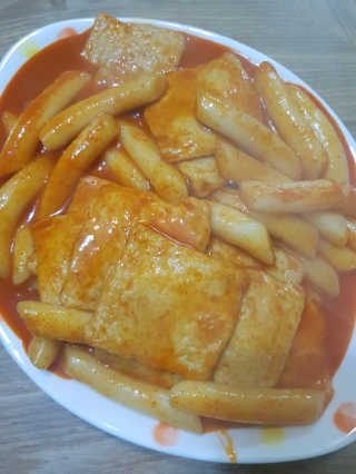 [홍코너떡볶이]옛날떡볶이 인기맛 4팩세트 — 5점을 준 리뷰어가 2019년 12월 올린 사용 사진