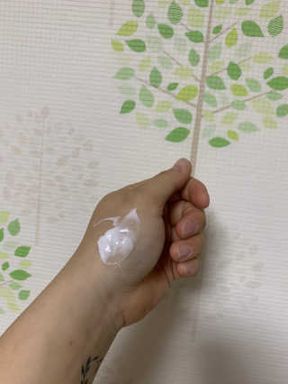 (주)에네스티 [에네스티] 수안수 물광고운 달팽이 크림 50g — 4점을 준 리뷰어가 2020년 3월 올린 사용 사진