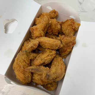 [치킨마루]-  빠사칸윙봉현미 + 콜라 500ml — 5점을 준 리뷰어가 2019년 7월 올린 사용 사진