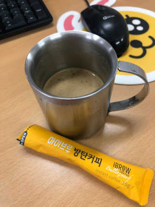 한국맥널티 아이브루 방탄커피 — 3.5점을 준 리뷰어가 2019년 9월 올린 사용 사진