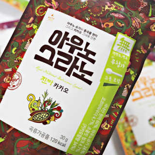아우노그라노 오리지날, 진짜 베리, 진짜 카카오 — 5점을 준 리뷰어가 2018년 1월 올린 사용 사진