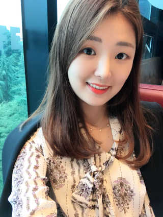 셀레뷰 슈퍼 글램 립 오일 — 3.67점을 준 리뷰어가 2017년 12월 올린 사용 사진