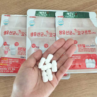 마띠유 생유산균 먹고 또 요구르트도 먹고 30알X2 + 10알X1 — 5점을 준 리뷰어가 2018년 7월 올린 사용 사진