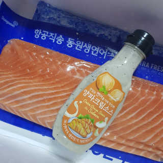동원산업 항공직송 동원생연어 — 5점을 준 리뷰어가 2019년 7월 올린 사용 사진
