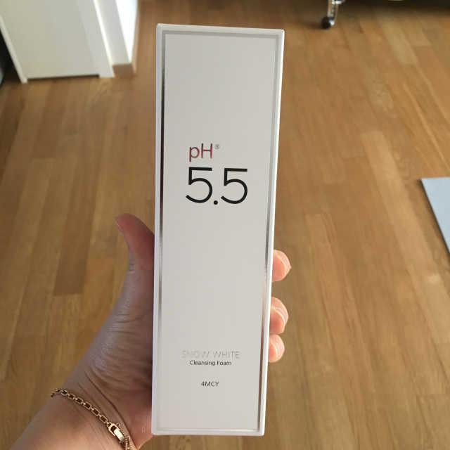 포므시 스노우화이트클렌징폼pH5.5 리뷰 사진