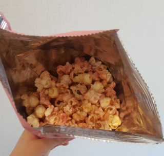 GS25 벚꽃 팝콘 + 벚꽃스파클링 + 벚꽃 청포도 에이드 — 4.67점을 준 리뷰어가 2018년 3월 올린 사용 사진