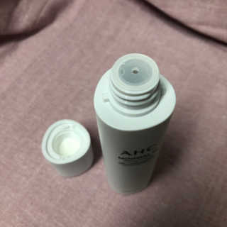 AHC 에이 에이치 씨 미니멀 10 워터리 에센스 — 4점을 준 리뷰어가 2018년 12월 올린 사용 사진