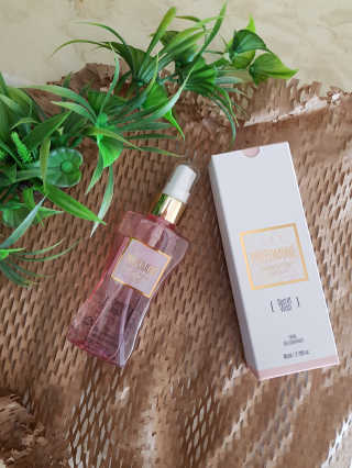 레드컨테이너 페로몬향 퍼퓸 바디미스트 80ml — 5점을 준 리뷰어가 2020년 3월 올린 사용 사진