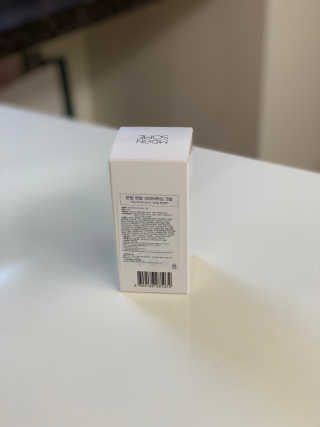 MOONSOME 문썸 토탈 브라이트닝 크림 50ml — 2점을 준 리뷰어가 2019년 3월 올린 사용 사진