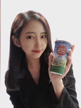 마이카페라떼 말차 아몬드브리즈 7개입 — 5점을 준 리뷰어가 2019년 11월 올린 사용 사진
