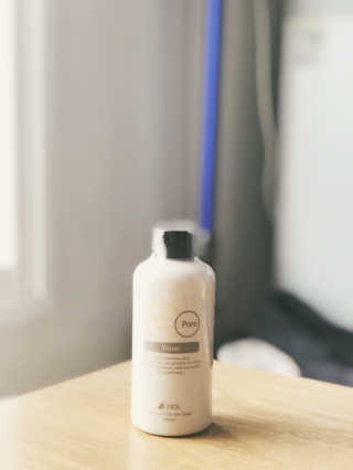 이솔화장품 이솔 세범 리스 포어 토너 200ml — 5점을 준 리뷰어가 2018년 8월 올린 사용 사진