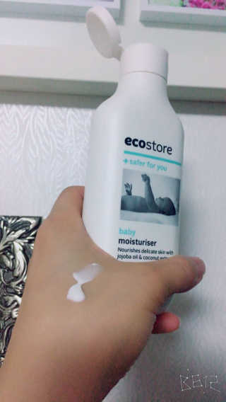 엘루스벤 에코스토어_베이비로션_200ml — 5점을 준 리뷰어가 2017년 6월 올린 사용 사진