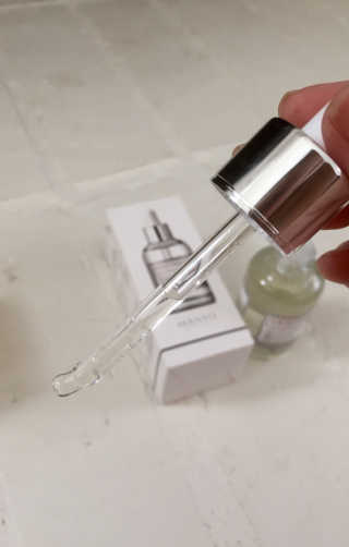 [마녀 공장] 발가락 토미 니아신 에센스 50ml — 4.83점을 준 리뷰어가 2018년 8월 올린 사용 사진