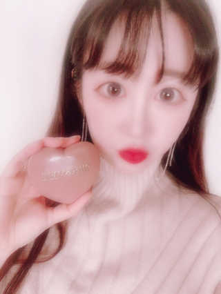 멜로멜리 매직스펠 아이섀도우 — 5점을 준 리뷰어가 2018년 11월 올린 사용 사진