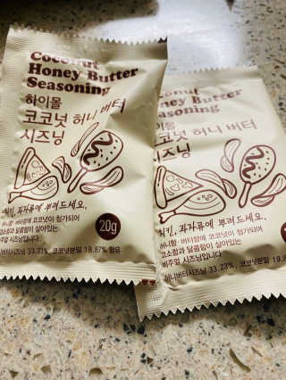 MCP 하이몰 마법의치킨가루2봉랜덤 + 코코넛허니버터2봉 — 5점을 준 리뷰어가 2020년 3월 올린 사용 사진
