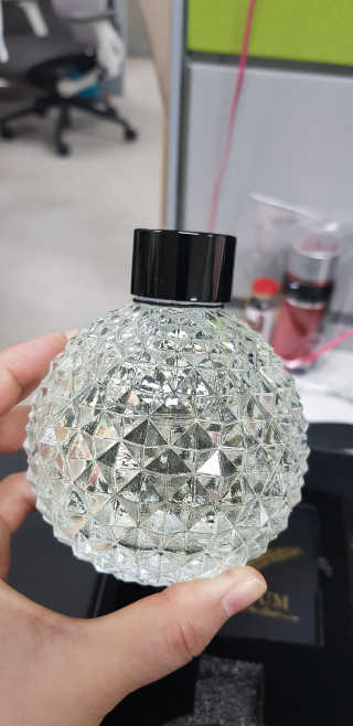 당신의 향을 찾아 드리는 옵타움디퓨저 200ml — 5점을 준 리뷰어가 2018년 4월 올린 사용 사진