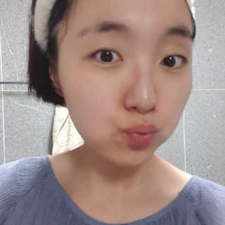 페어아크네 크리미폼 페어아크네 크리미 폼 — 3.5점을 준 리뷰어가 2019년 7월 올린 사용 사진