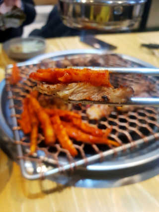 [닭수리5형제숯불닭갈비] 닭갈비 2인분+더덕구이 set — 5점을 준 리뷰어가 2018년 12월 올린 사용 사진