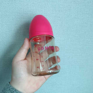 유비맘 PPSU 젖병 노꼭지_200ml_컬러 랜덤 발송 — 5점을 준 리뷰어가 2020년 1월 올린 사용 사진