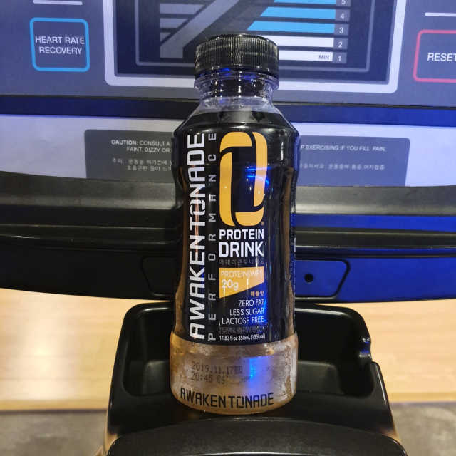 어웨이큰 토네이드 AWAKEN TONADE 리뷰 사진