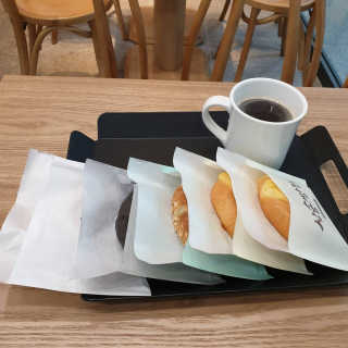 삼송빵집 부천점 [삼송빵집 부천역사점]삼송빵집 특별세트 — 5점을 준 리뷰어가 2019년 7월 올린 사용 사진