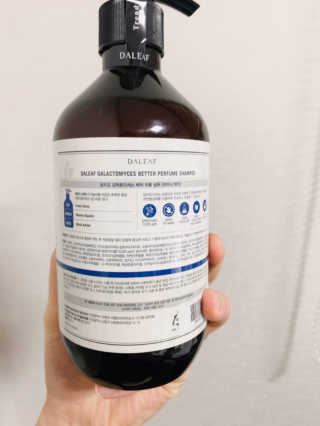 달리프 베러 퍼퓸 샴푸 1000ml 레이니데이 or 일랑로즈 — 5점을 준 리뷰어가 2020년 2월 올린 사용 사진
