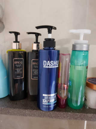 다슈코리아 다슈 데일리 단백질 한방 두피 골드 샴푸 500ml — 4점을 준 리뷰어가 2020년 3월 올린 사용 사진