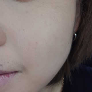 미팩토리 뿌숭뿌숭팩트 + 퍼프 2개 추가 증정 — 5점을 준 리뷰어가 2019년 8월 올린 사용 사진