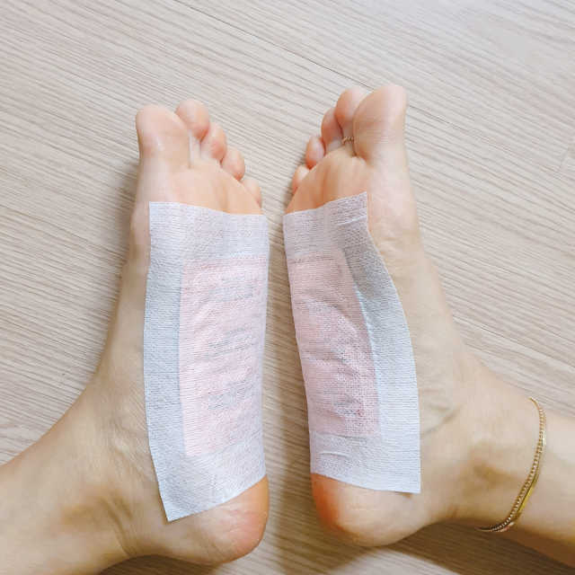 레스트업 리얼 풋테라피 힐링수액패치 10매 리뷰 사진