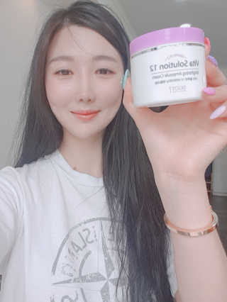 지고트 비타솔루션12 브라이트닝 앰플 크림 100ml — 4.5점을 준 리뷰어가 2019년 6월 올린 사용 사진