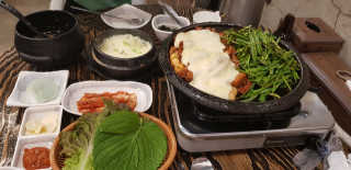 고향원조숯불닭갈비 [고향산천원조숯불닭갈비] 뼈없는 숯불닭갈비 2인세트 — 5점을 준 리뷰어가 2018년 9월 올린 사용 사진