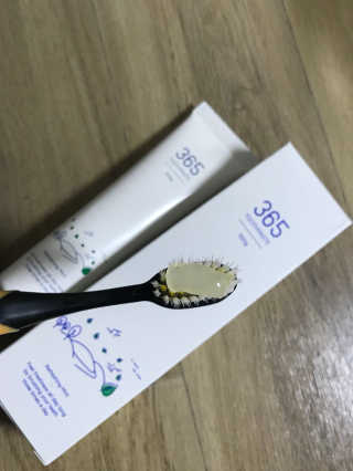 심플리스트 365치약+365칫솔 — 5점을 준 리뷰어가 2018년 3월 올린 사용 사진