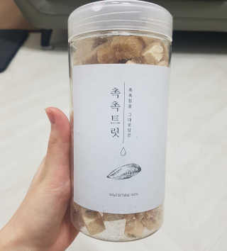 펫프렌즈 [단백질풍부] 無첨가 닭가슴살 100퍼센트 촉촉트릿 치킨 — 5점을 준 리뷰어가 2020년 1월 올린 사용 사진
