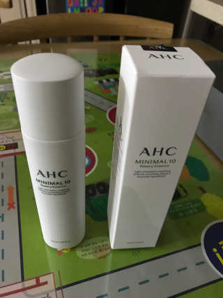 AHC 에이 에이치 씨 미니멀 10 워터리 에센스 — 5점을 준 리뷰어가 2018년 11월 올린 사용 사진
